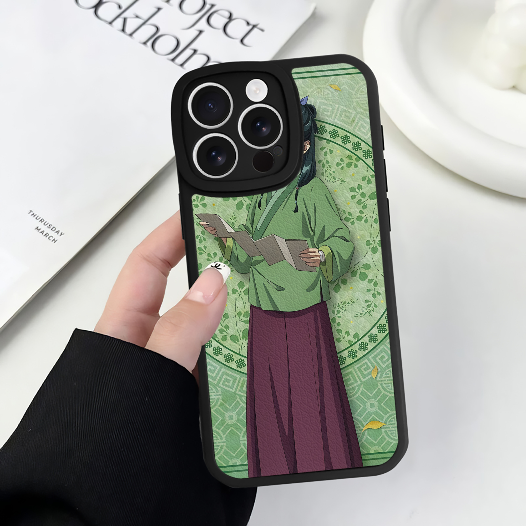 薬屋のひとりごと The Apothecary Diaries 【iPhone 16シリーズ対応】シリコンスマホケース（レザー調） 材質：シリコン